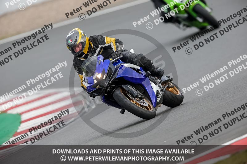 donington no limits trackday;donington park photographs;donington trackday photographs;no limits trackdays;peter wileman photography;trackday digital images;trackday photos